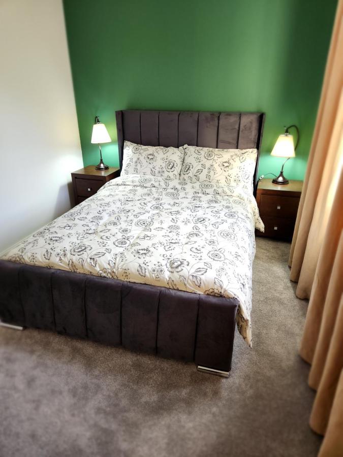 Home From Home 3 Bed,2 Bath House With Garden&Parking Near Centre&Tram Stop Sheffield Ngoại thất bức ảnh