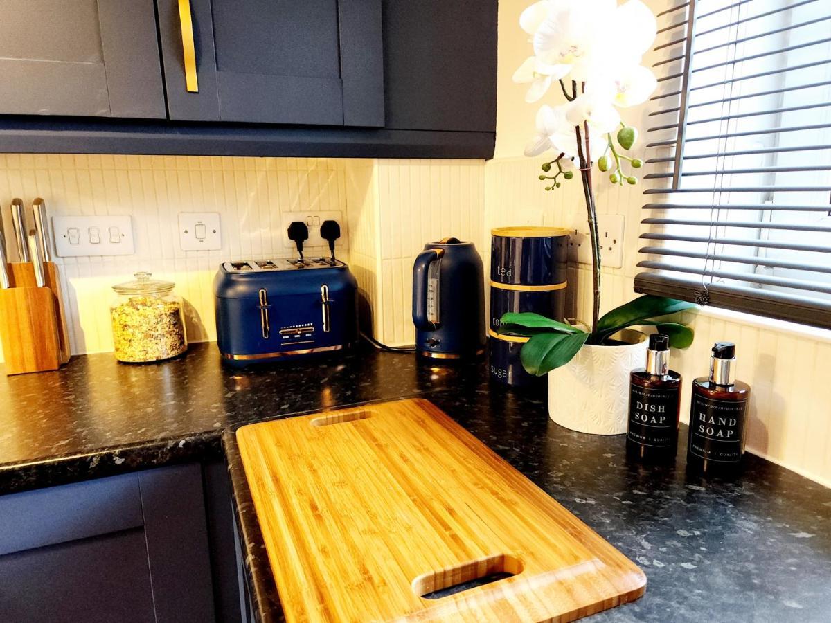 Home From Home 3 Bed,2 Bath House With Garden&Parking Near Centre&Tram Stop Sheffield Ngoại thất bức ảnh