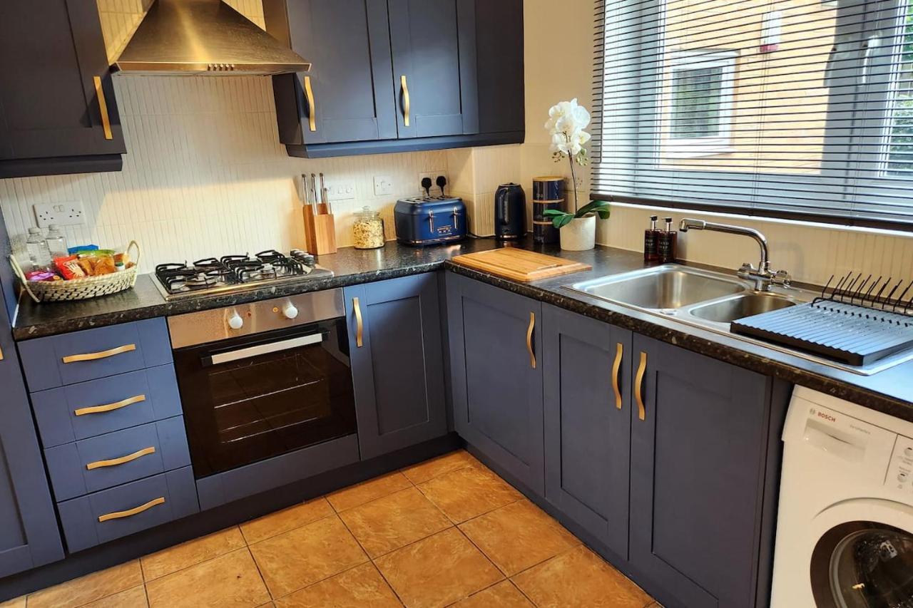 Home From Home 3 Bed,2 Bath House With Garden&Parking Near Centre&Tram Stop Sheffield Ngoại thất bức ảnh